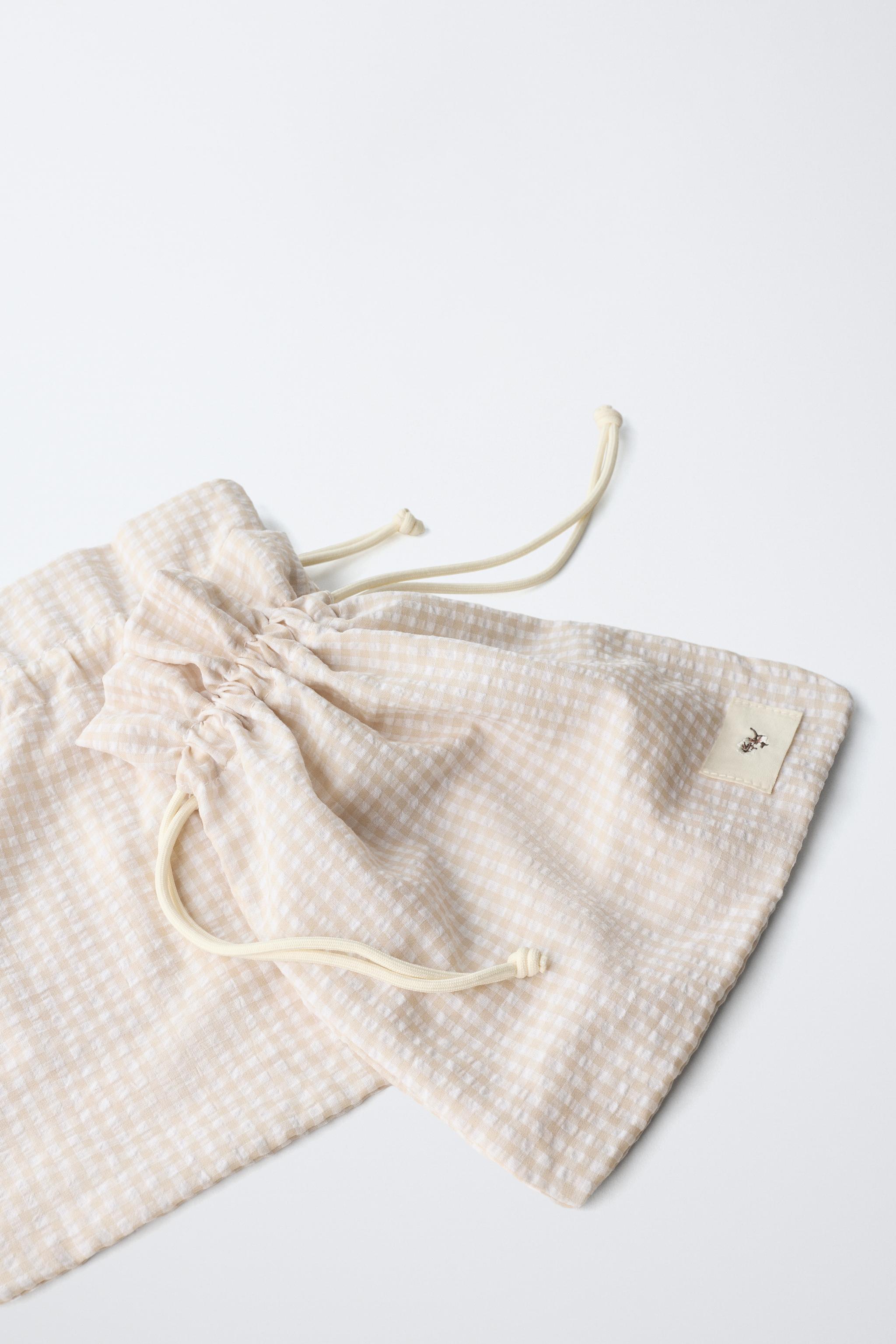 PACK OF CHECKERED BAGS